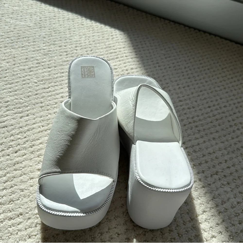 White Platform Wedge Slide Sandals Open Toe Y2K Minimalist EU 37 US 7